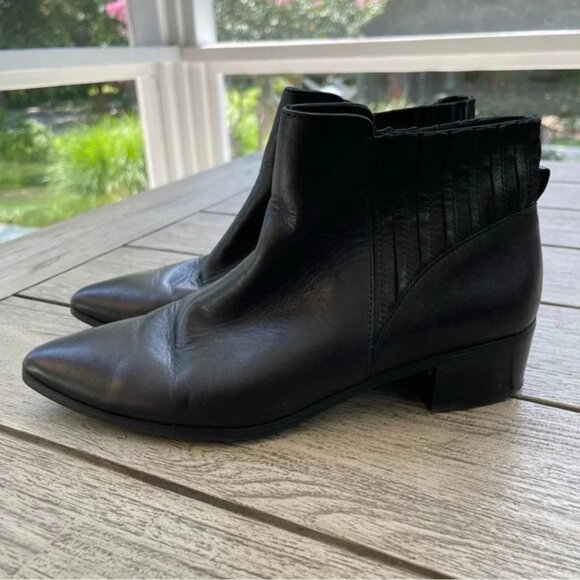 Halogen Skyler Black Point Toe Leather Ankle Boots Womens Size 8 - Picture 2 of 7